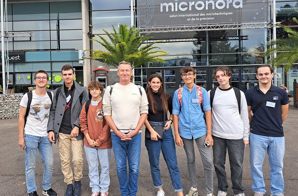 7 élèves de la filière Microtechnique à Besançon